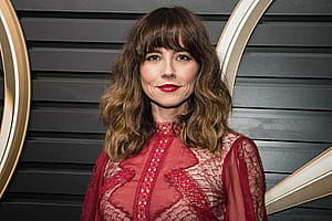 Linda Cardellini, 45'