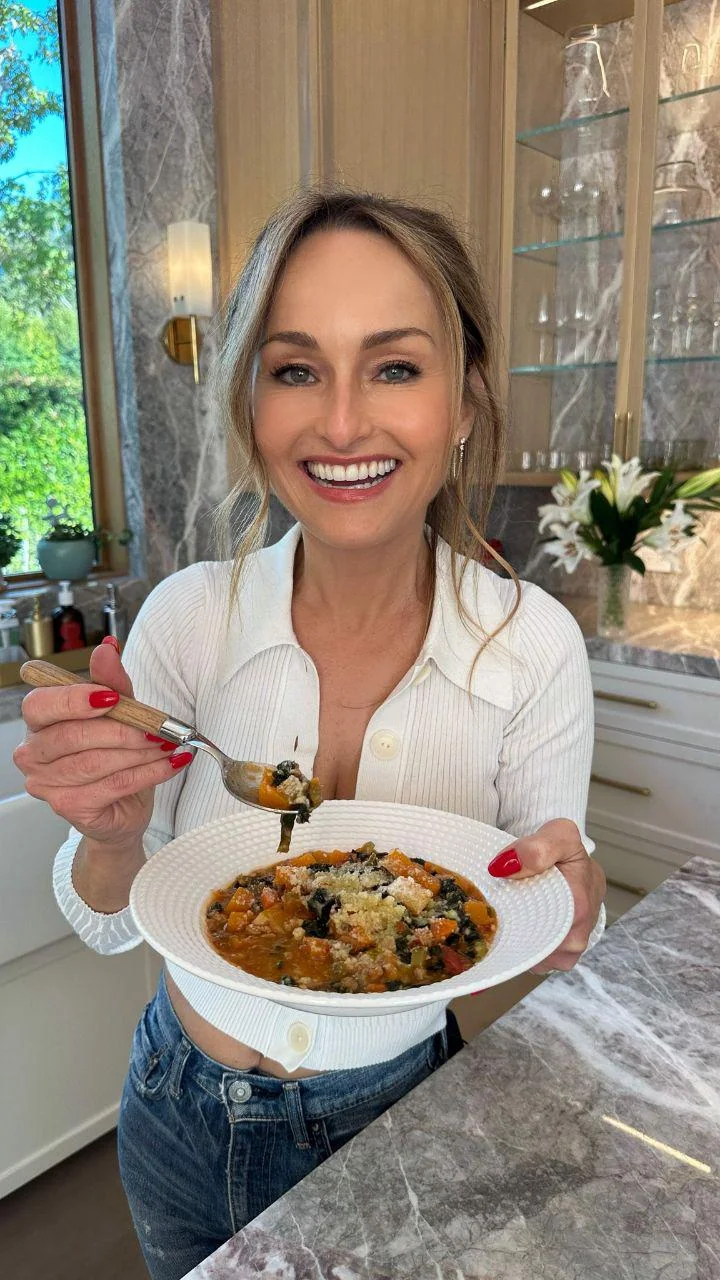Giada De Laurentiis, 54 picture 1 of 1