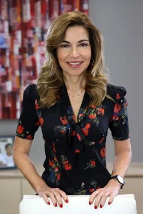 Princess Ghida Talal of Jordan, 61 picture 2 of 3