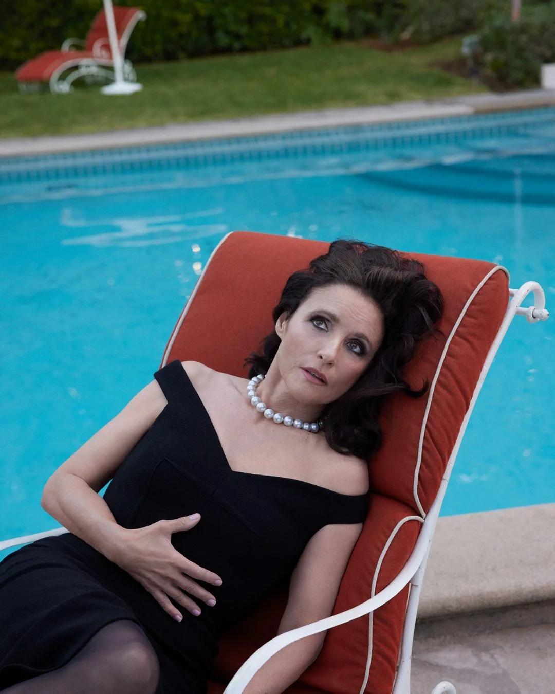 Julia Louis-Dreyfus, 63 picture 2 of 2