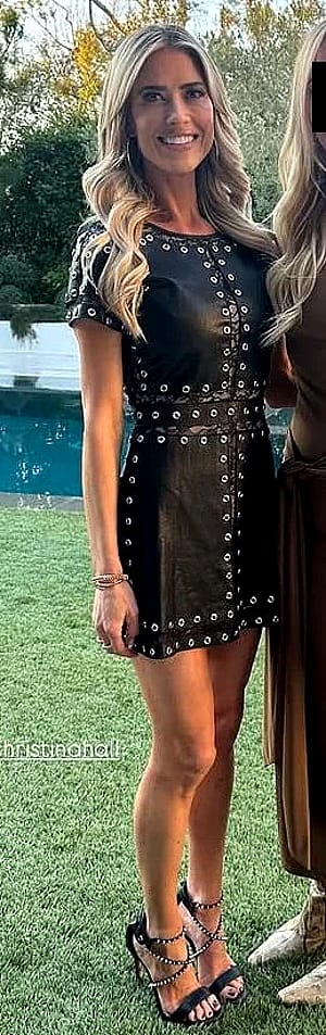 Christina Hall, 41'