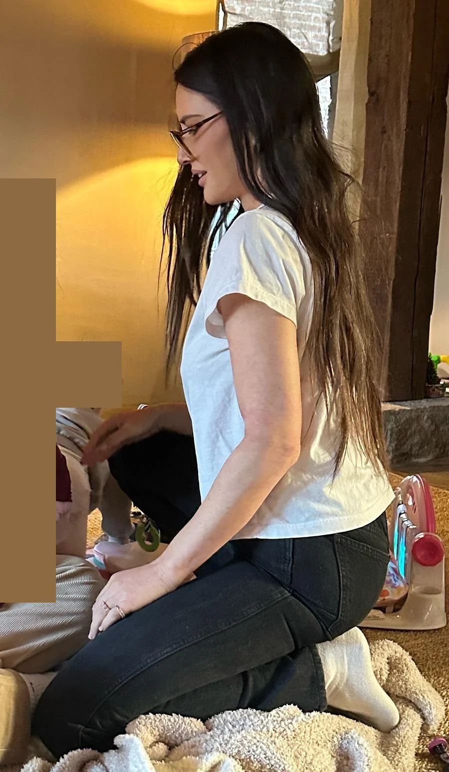 Olivia Munn, 44 picture 1 of 1