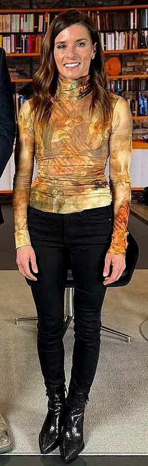 Danica Patrick, 42'