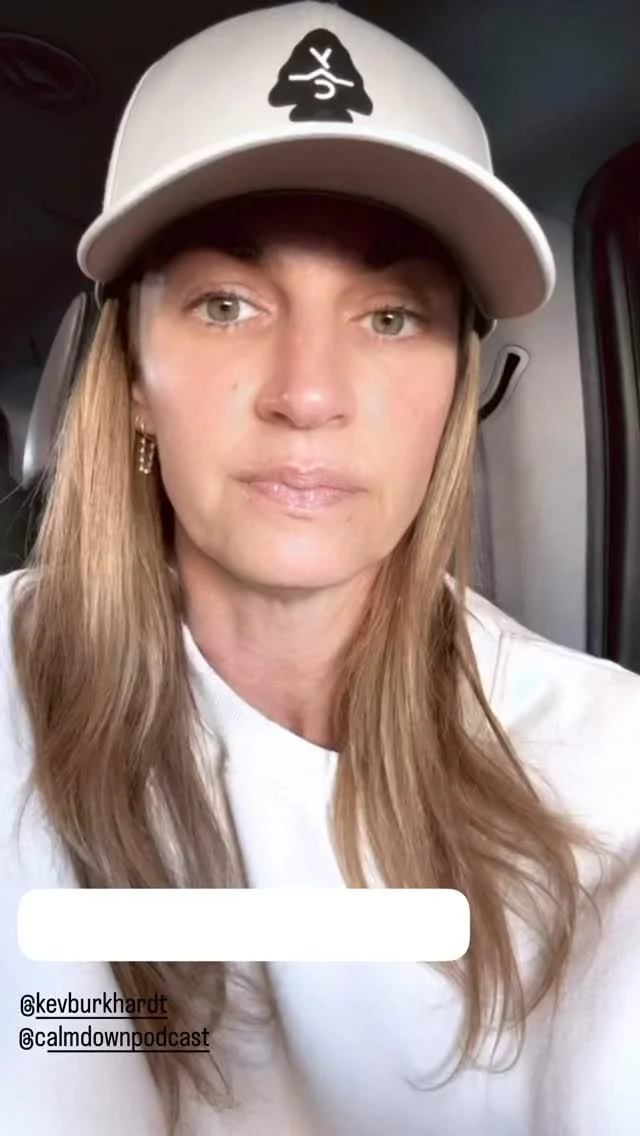 Erin Andrews, 46 picture 1 of 1