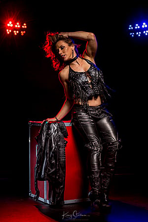 Mickie James, 45'