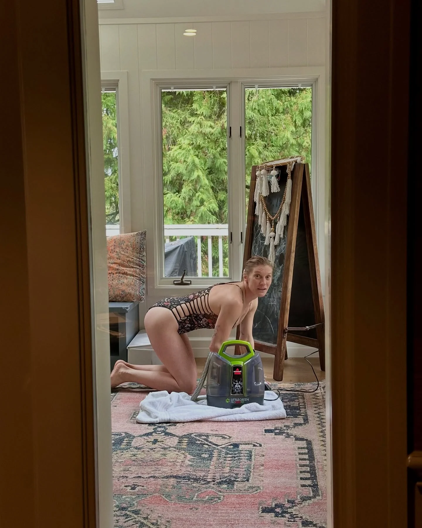 Katee Sackhoff, 44 picture 2 of 4